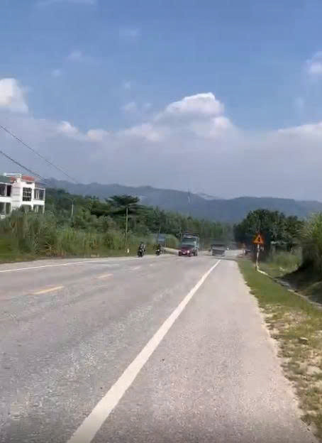 bán đất mặt đường trường lái Hoành Bồ