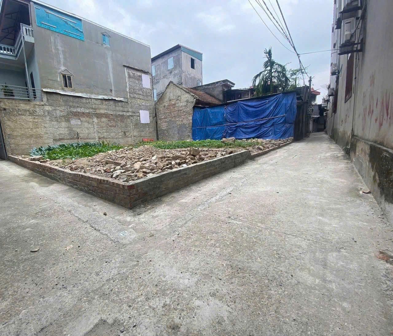 Bán đất Đông Anh 51m2 giá chỉ 2,35 tỷ full thổ cư đẹp
