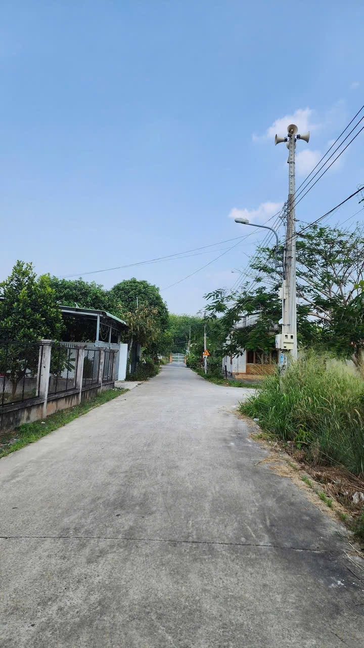 Bán đất 152.1m² có sẵn 80m² thổ cư ngang 6m giá 850 triệu nhánh ql13 chỉ 100m