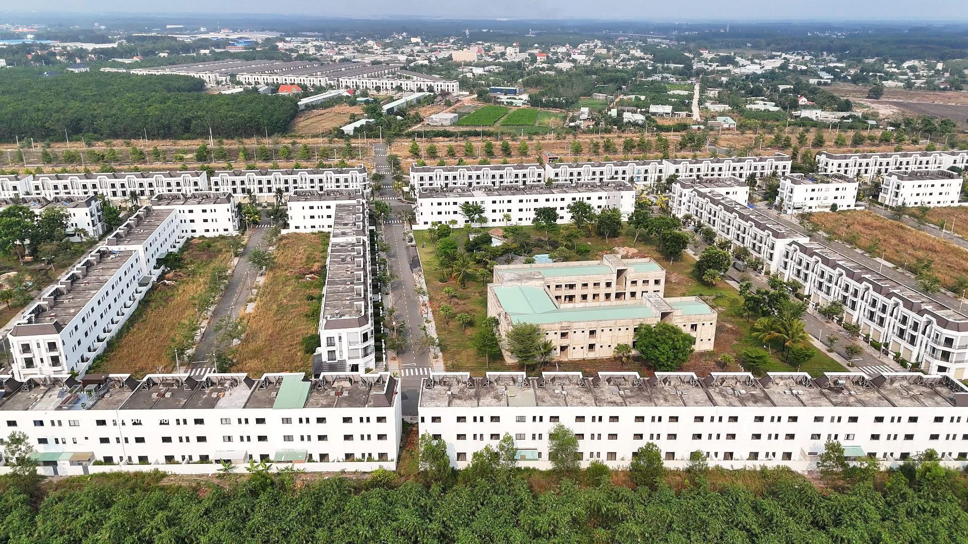 Bán đất 100m² full thổ cư ngang 5m giá 790 triệu Tại kdc Phúc An garden