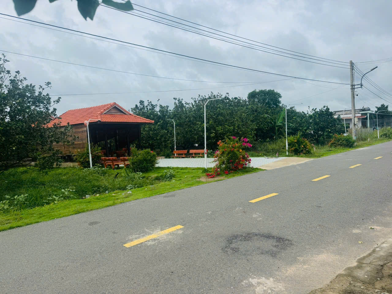 KẸT TIỀN BÁN GẤP 10X50m=500m2 ĐẤT KCN, SÁT CHỢ DÂN CƯ ĐÔNG TIỆN TRỌ GIÁ 750TR