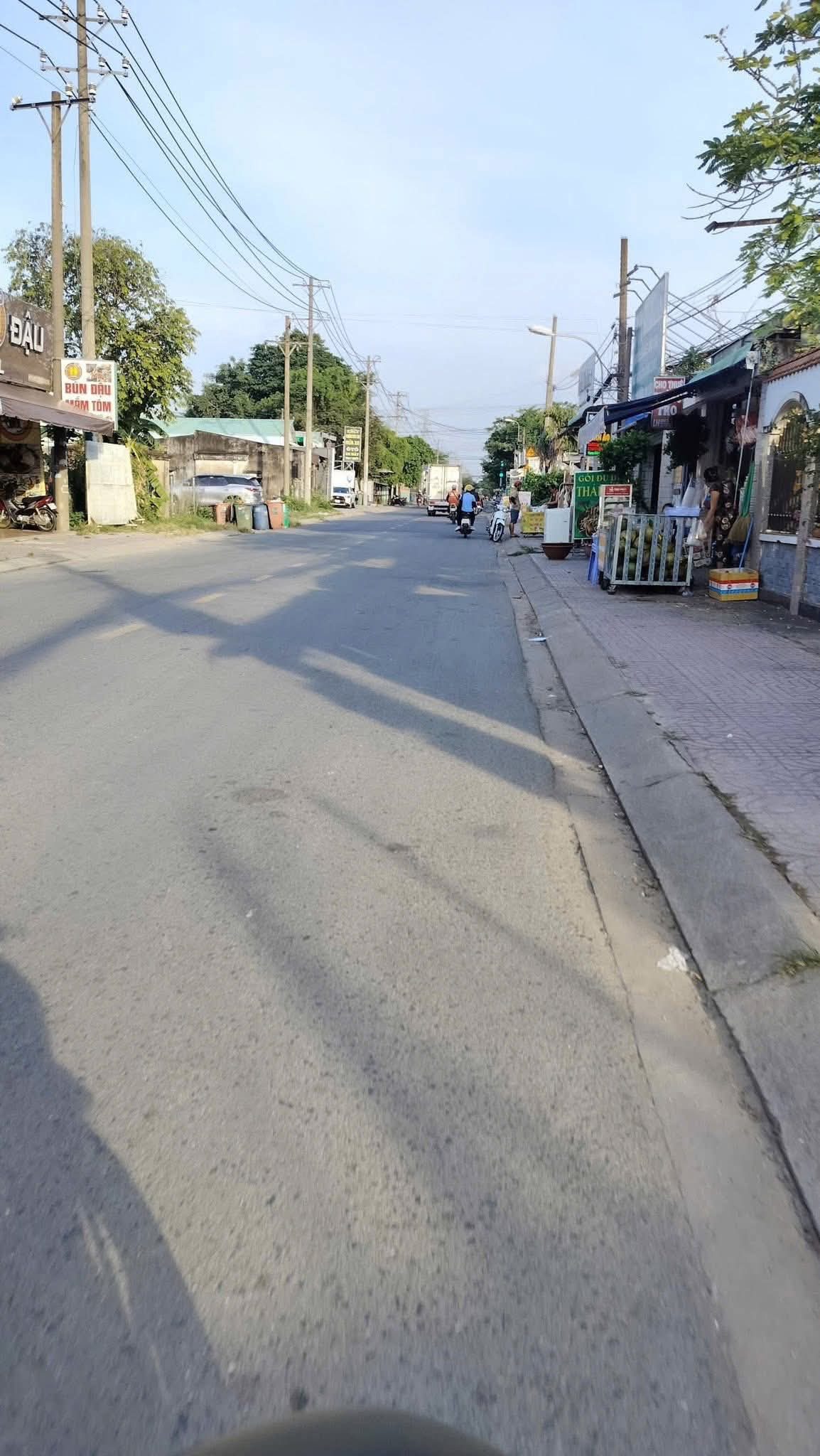 Mặt bằng buôn bán kinh doanh đất MT đường Phạm Thị Lòng trung tâm xã Trung An Củ Chi TPHCM, DT: 6x40m.