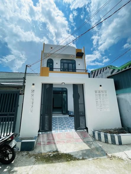 Nhà gác lửng hẻm xe hơi Ấp 1 Trung An Tp Mỹ Tho