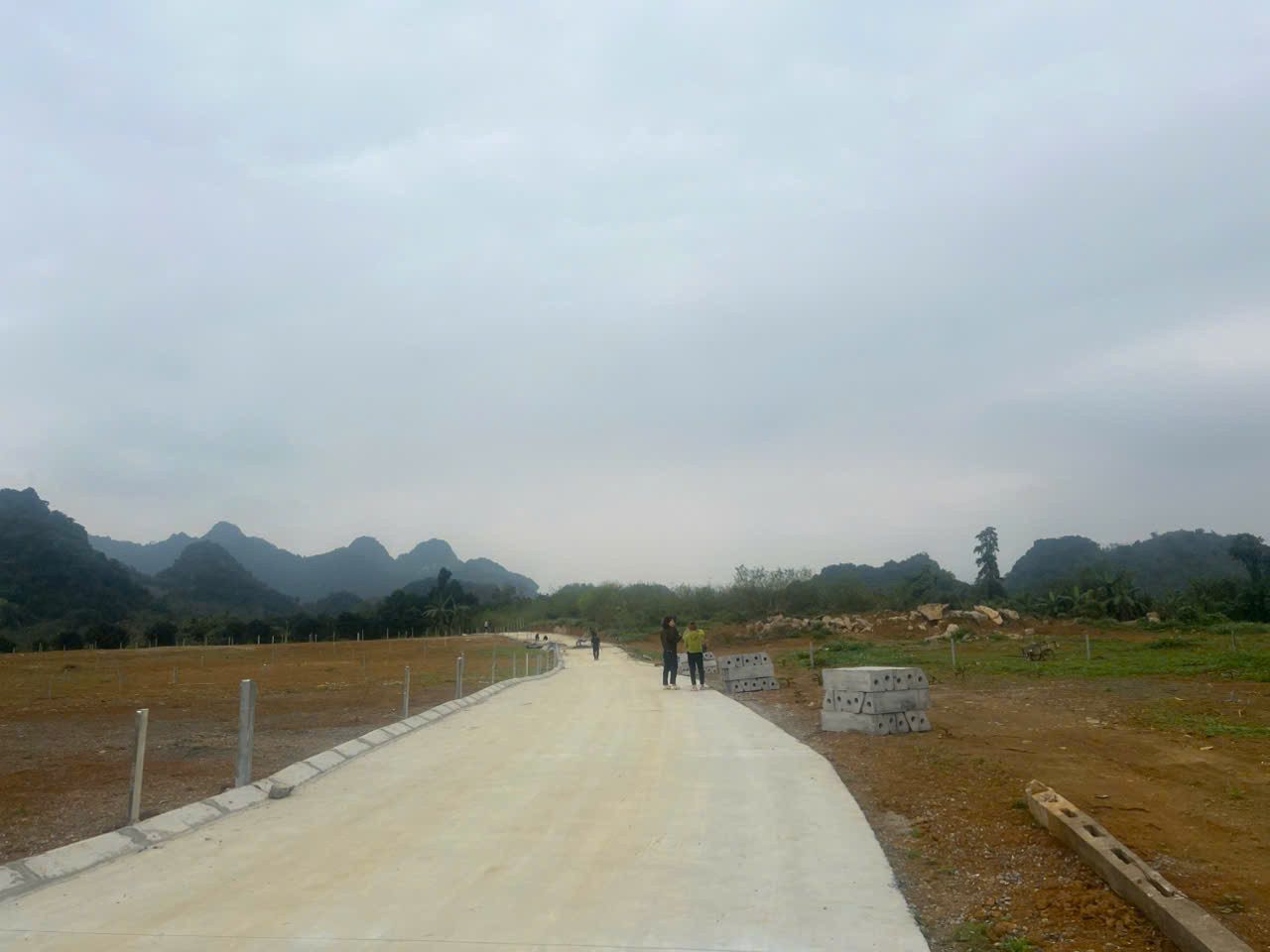BÁN ĐẤT MẶT TIỀN OTO TRÁNH FULL TIỆN ÍCH TRUNG TÂM THUNG MƯỜNG-TÚ SƠN