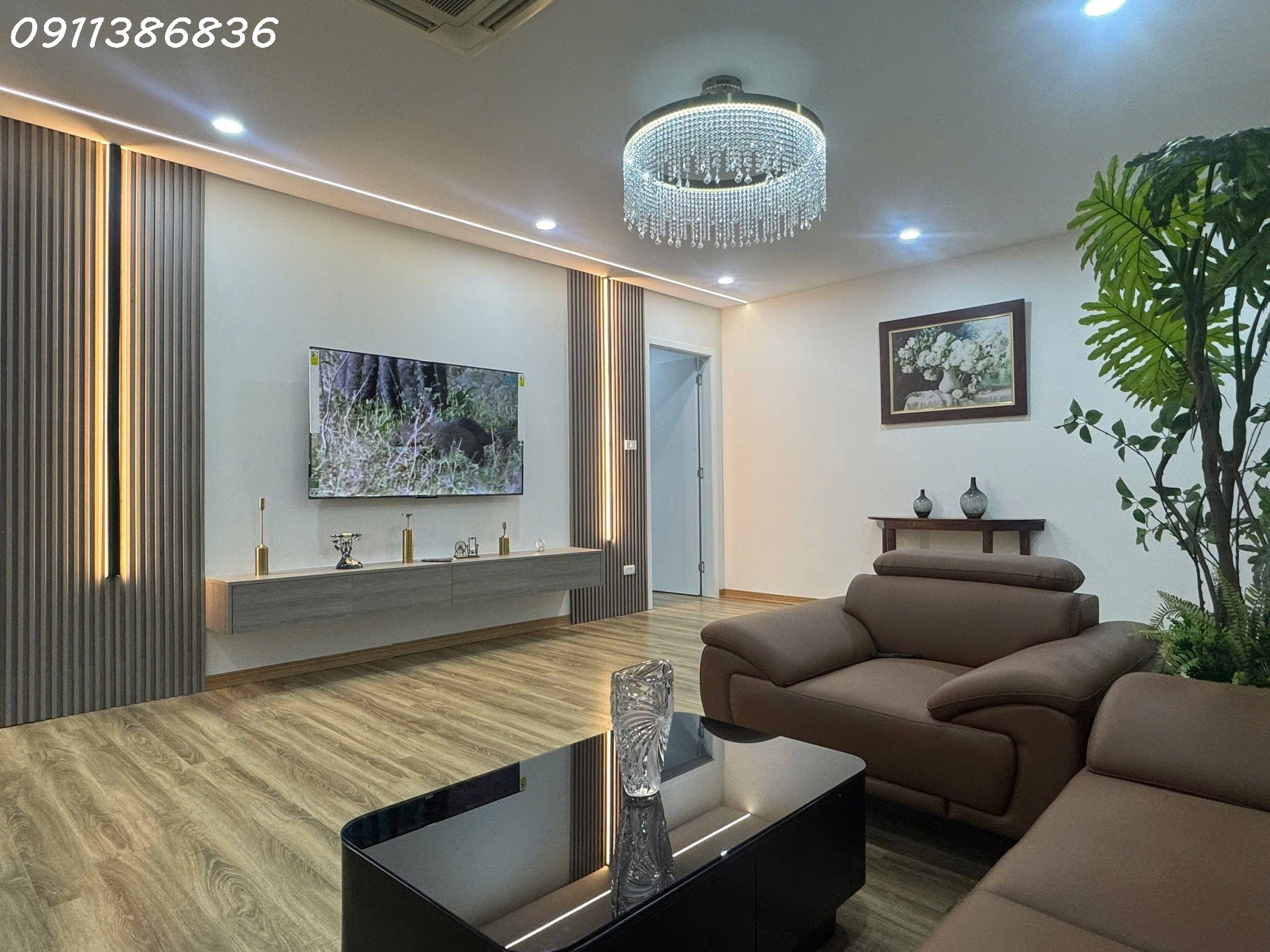 Căn góc Siêu đẹp 17T4 mặt phố Hoàng Đạo Thúy 115m 3pn View đẹp Full nội thất