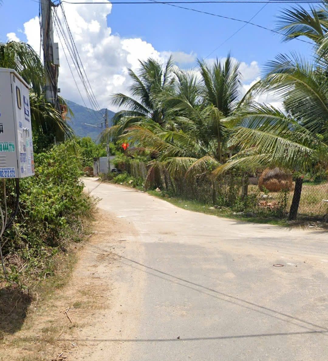 Bán Lô 102m2 - Thôn Xuân Tự - Vạn Hưng - Vạn Ninh - Giá 13tr