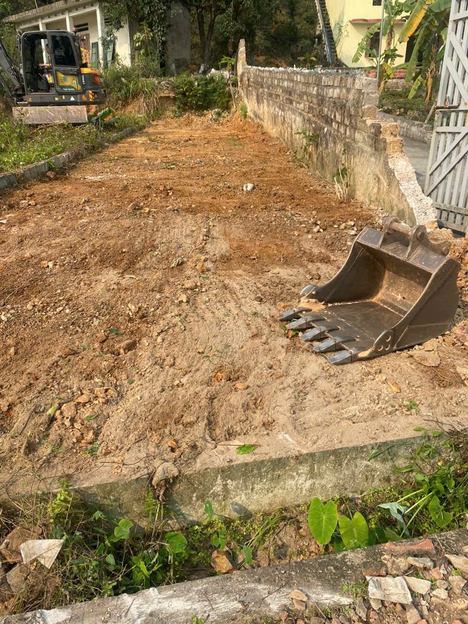 Bán đất 88m² ngang 4,5m . đường thôn 5m. giá 580 triệu Xã Việt Khê( Kỳ Sơn). liên hệ 0362558882