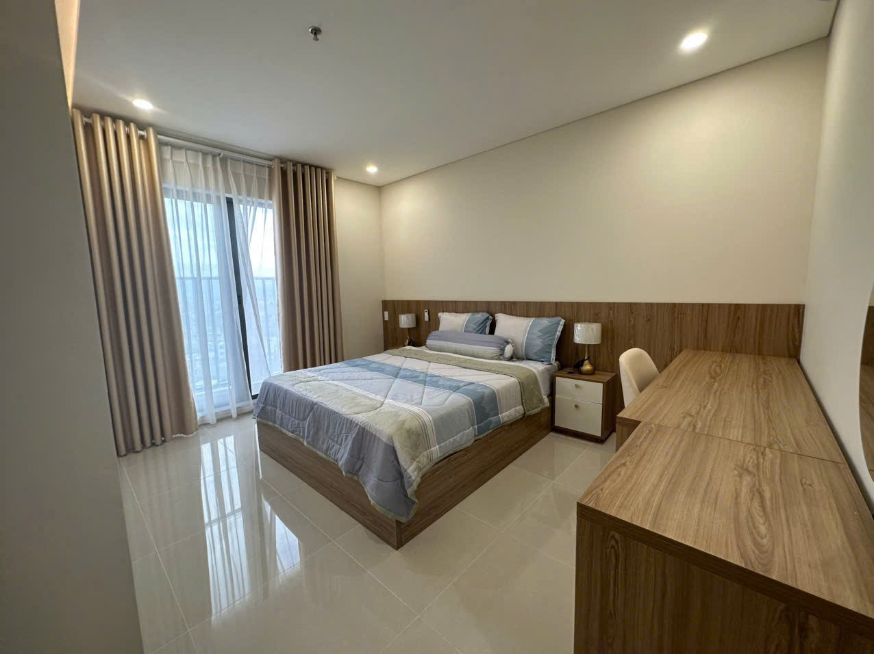 BÁN CĂN HỘ CT9 VĨNH ĐIỀM TRUNG, 2PN VIEW ĐẸP.  HƯỚNG ĐÔNG NAM MÁT QUANH NĂM. LH 0935 964 828 - E Hiền