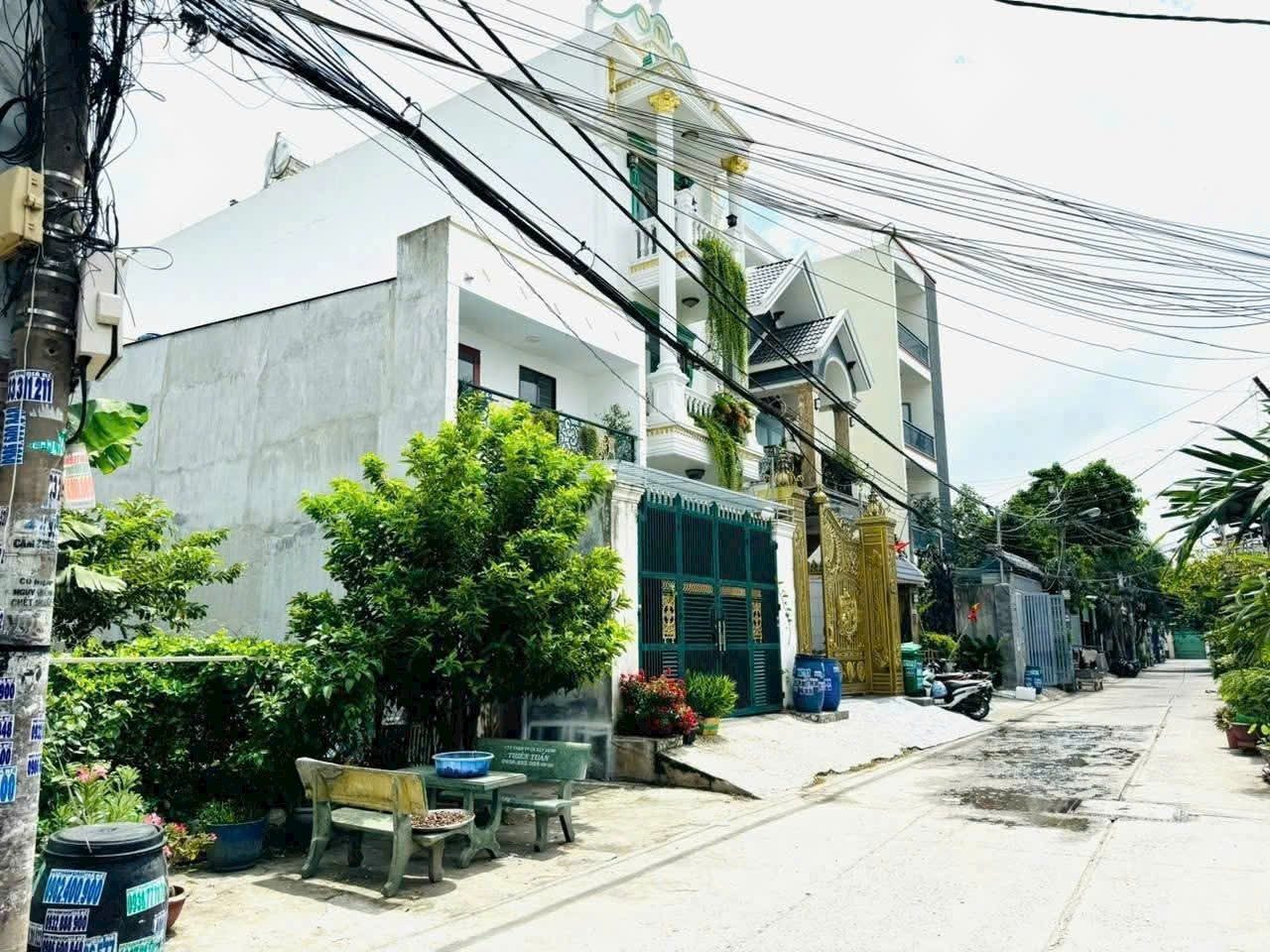 Bán đất mặt tiền kinh doanh 1/Võ Văn Vân xã Tân Vĩnh Lộc huyện Bình Chánh TPHCM, DT: 266m2.