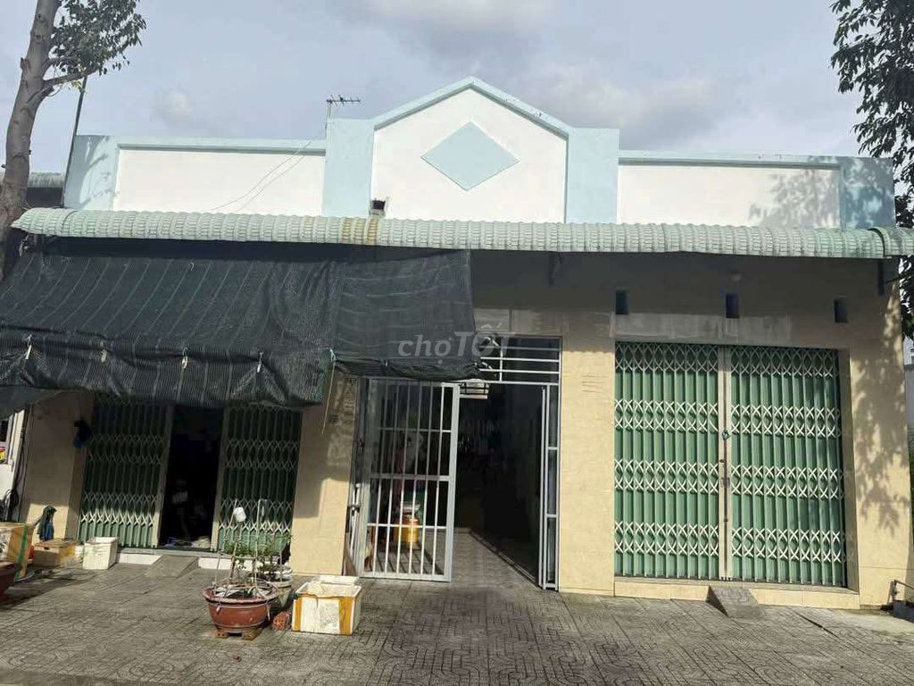 Bán cặp trọ ngay KCN Vsip 2, Tân Uyên, có nguồn thu, giá 850 TRIỆU, sổ riêng