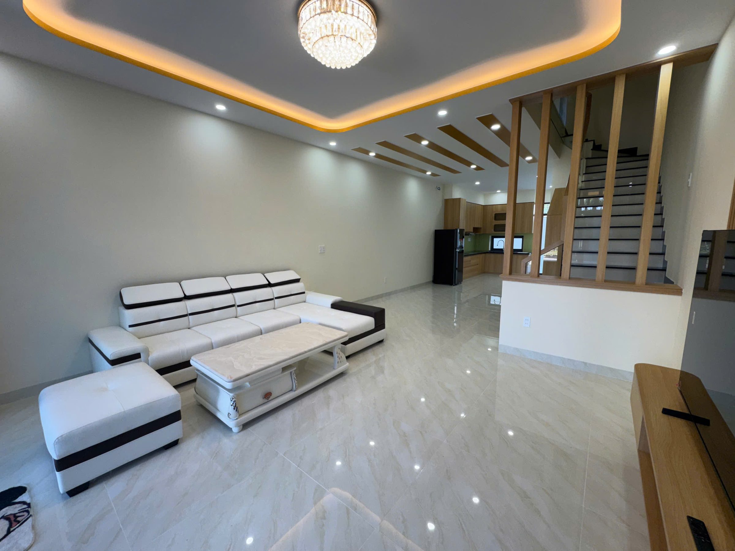 Bán Căn Nhà Gói 7 Mỹ Gia 3 Tầng Mới Hoàn Thiện Đối Diện Sân Bóng Đá Bàn Giao Full Nội Thất Liền Tường Xách Vali Vào Ở Ngay