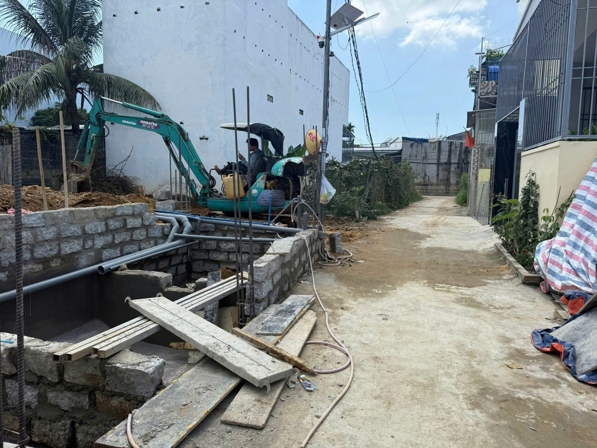 Hàng Hiếm Sót lại lô đất Vĩnh Thạnh-Phường Tây Nha trang, sau lưng uỷ ban Diện tích: 71,2m2 ngang 7m nở hậu