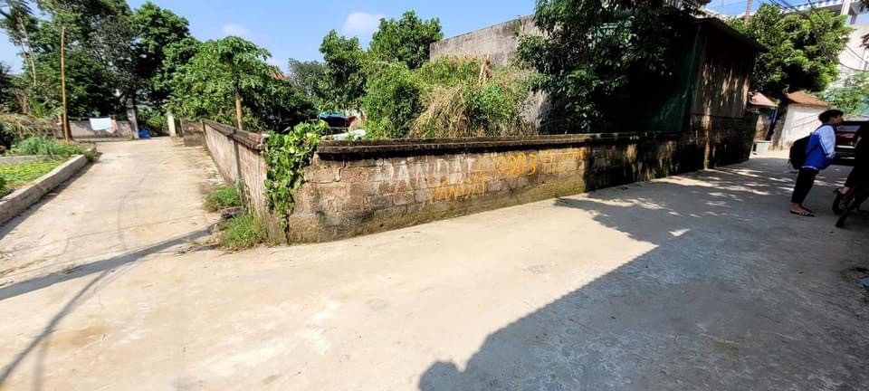 Bán đất 102.3m² có sẵn 52m² thổ cư ngang 4m giá 2.1 tỷ tại Xã Xuân Mai
