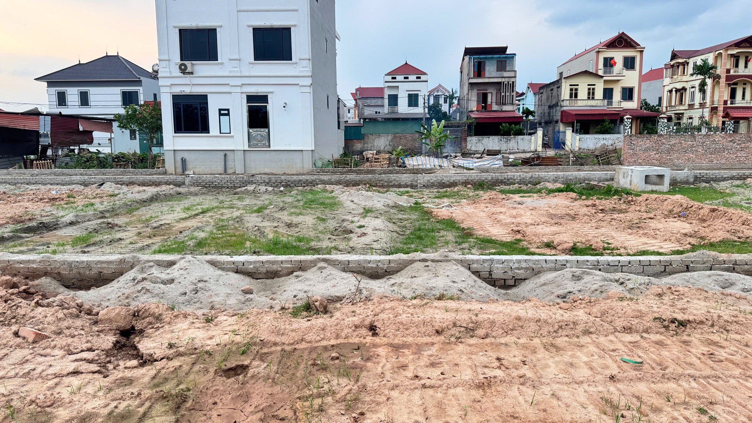 Đất thổ cư, DT 120m2, thôn Kim Tiên. Hàng hiếm siêu tiềm năng