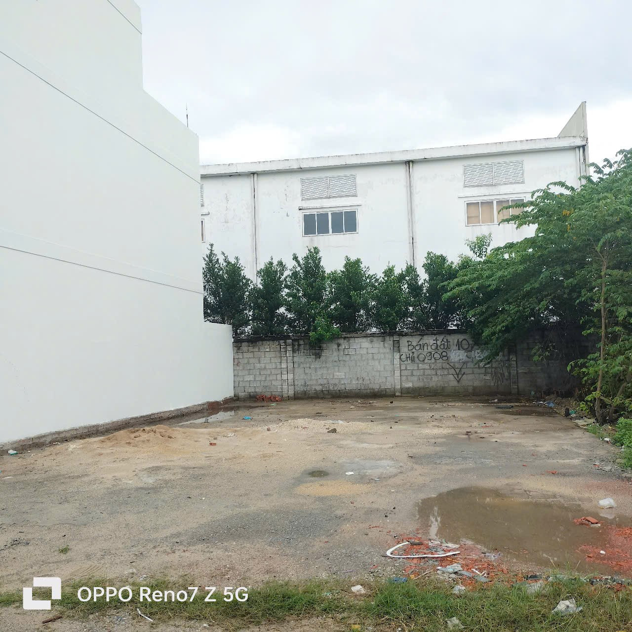 Bán đất 10*18m. Mt nhựa ngay chợ. Gần UBND xã XTS hóc môn