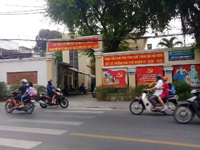 Bán đất mặt tiền Nguyễn Văn Nghi, phường 7, Gò Vấp DT: 48x77; CN 3686m2. 270 tỷ