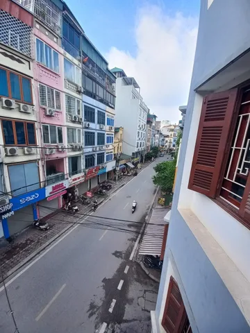 Bán nhà mặt phố Tam Khương (Đống Đa) 63/70 m T2, 5 tầng, mt 5m, giá 25.2 tỷ