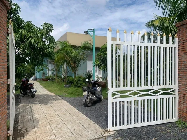 (B378) Bán nhà vườn xã Tân Thạnh Đông, DT đất 1775m2 , chỉ 6 tỷ