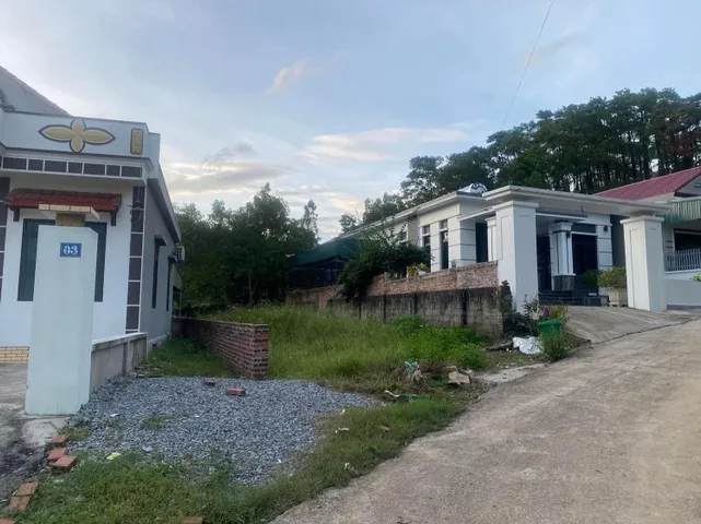 ĐẤT THỔ CƯ KHU TRỚI 9 - HOÀNH BỒ