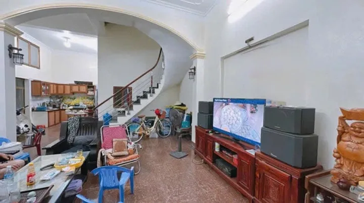 Bán nhà 2 tầng 1 tum ( 2 mặt thoáng ),HỒNG HÀ, HẠ LONG