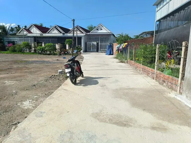 0938.113.403 Đất full thổ cư trung tâm Ninh Hiệp, cách đường nhựa chính 2/4 chỉ 20m