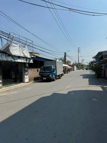 hiếm có khó tìm. mặt đường trục chính Hoàng Động. gần 70m2. kinh Doanh buôn bán tốt. tài chính chỉ 2,6x tỷ.  liên hệ 0362558882