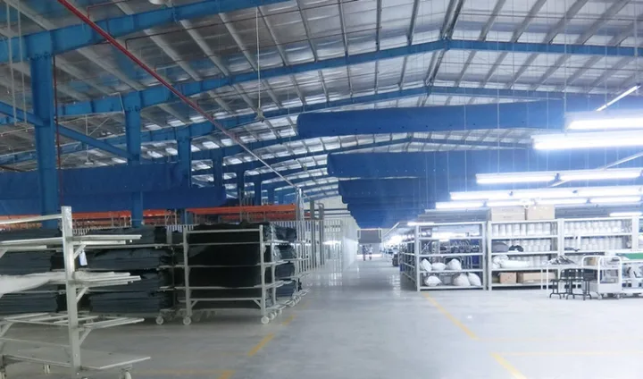 Bán kho xưởng MT đường QL13 Tân Định, Bến Cát, Bình Dương 20.000m2.. LH 0798530267