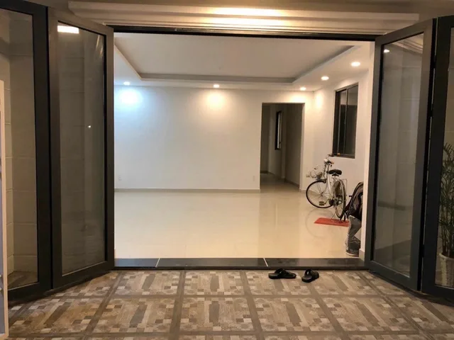 Tô ngọc vân - 96m2 - giá 4.1 tỷ thương lượng