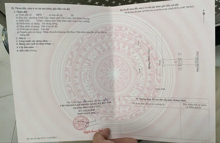 Bán đất kế bên khu công nghiệp đường lớn thông qua DT742 và chợ Vĩnh Tân.LH 0986694438