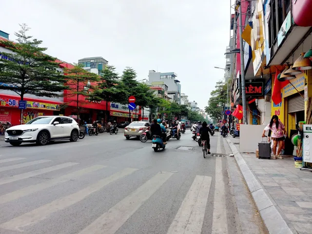 Bán nhà mặt phố Tôn Đức Thắng (Đống Đa) 45m, 6 tầng, mt 3.6m, giá 32.5 tỷ