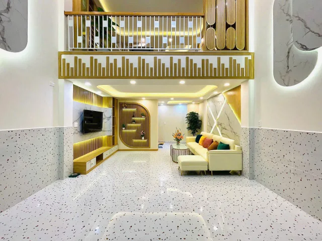 Bán nhà cuối năm Võ Thị Sáu - Quận 3 chỉ nhỉnh 3.89 tỷ, 75m2, 3 tầng, 4 phòng ngủ - 4 wc