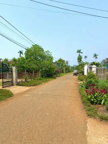 Bán đất 200m² có sẵn 60m² thổ cư ngang 10m giá 1.15 tỷ tại Xã Hòa Đông Huyện Krông Pắc