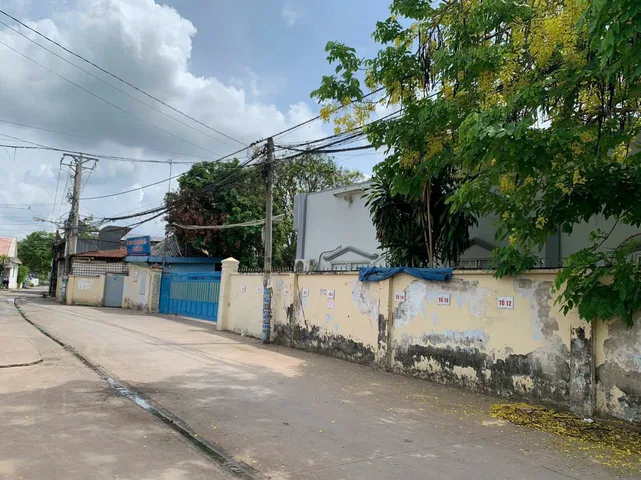 Bán hơn 1Ha Nhà xưởng lớn. Đường Lê Quang Định. Xe cont xã Lộc An