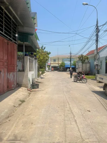 Cổng chợ Phong Cốc giá 3,4 tỷ 107m2