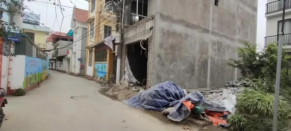 Thôn nội đức thượng 48m2 vuông vức cách 1 nhà ra trục chính kdoanh đỉnh hơn 3 tỷ