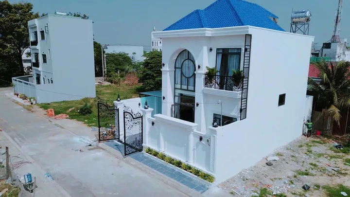 Bán nhà 160m² ngang 10m giá 8.2 tỷ tại Xã Tân Hiệp Huyện Hóc Môn