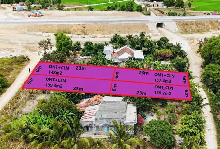 CẦN BÁN ĐẤT CHÍNH CHỦ - VỊ TRÍ ĐẸP, GIÁ Tốt 
Diện tích: 6x23 (60ont)

Vị trí: HOÀ THIỆN 1- Ninh AN - NINH HOÀ - KHÁNH HOÀ
Hiện trạng đường bê tông 4m, đường giao thông thuận tiện
Khu dân cư đông đúc, an ninh tốt.
Phù hợp xây nhà ở, đầu tư kinh doanh