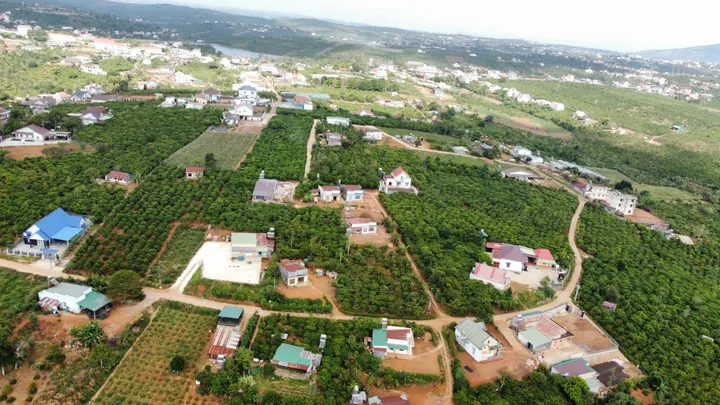 Bán đất 340m² 600 triệu tại Xã Tân Châu Huyện Di Linh