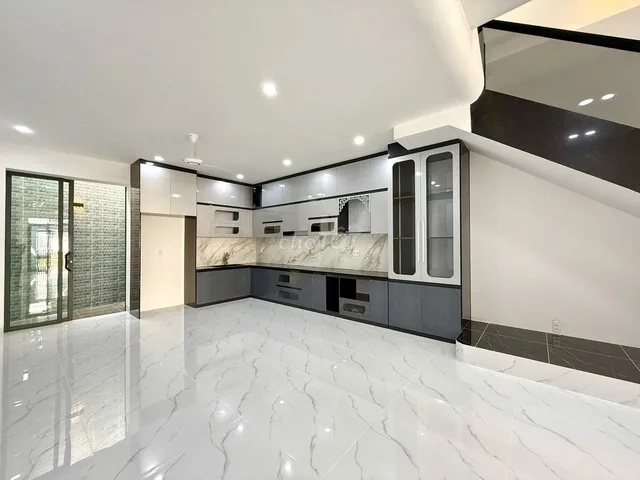 Bán nhà Phường Hiệp Thành, KDC K8 1 trệt 2 lầu, 3PN 4WC nhà đẹp