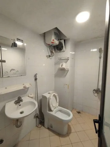 Đỗ Nhuận, Cv Hòa Bình, 82m2, , 2 ngủ, 2vs, sửa được 3 ngủ, thang bộ,, giá 3.65 tỷ