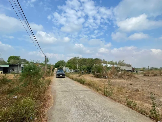 Bán đất 10000m² 50 tỷ tại Xã Lộc An Huyện Long Thành
