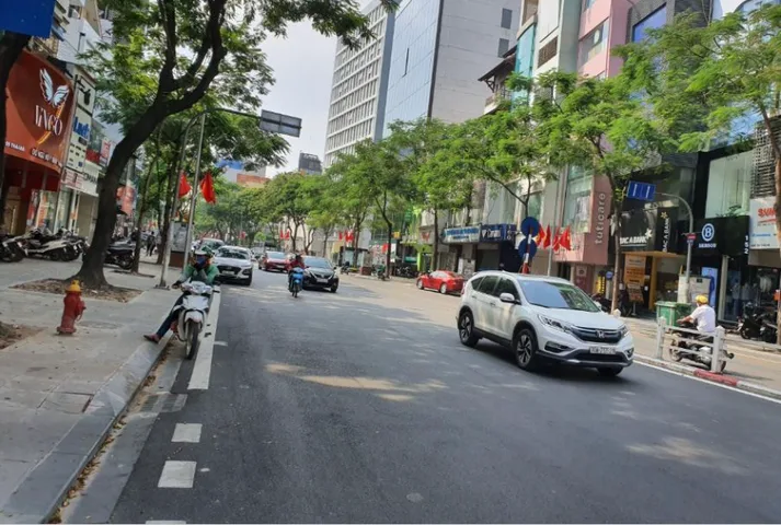 Bán nhà mặt phố Thái Hà (Đống Đa) 87.6/90m, 7 tầng, mt 10m, giá 96 tỷ