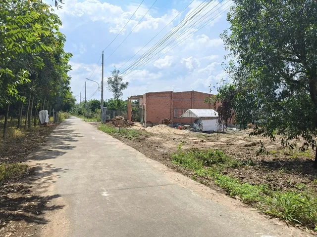 Bán đất chính chủ dân đông nghẹt, đường lớn 285 triệu