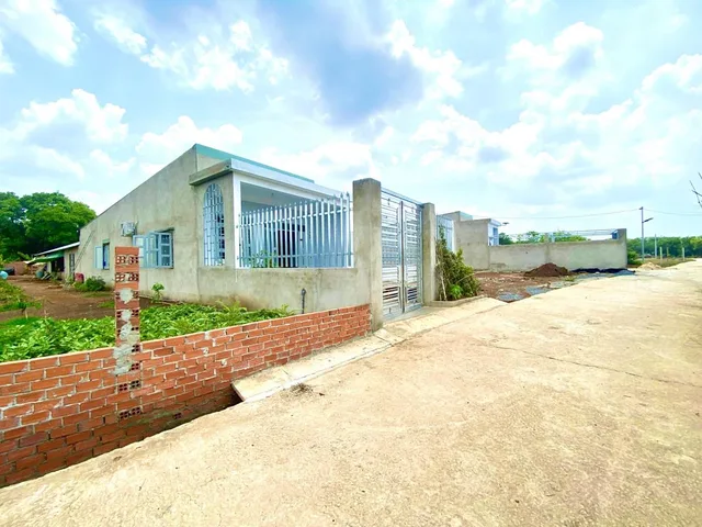 Bán đất 200m² thổ cư 50m2 giá 185 triệu tại Thị xã Bình Long