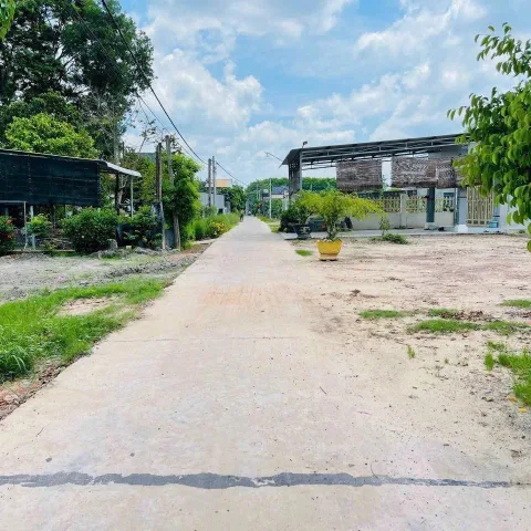 CẦN BÁN 2.200M2 THỔ CƯ 120M2 NGAY KCN MINH HƯNG SỔ HỒNG SẴN