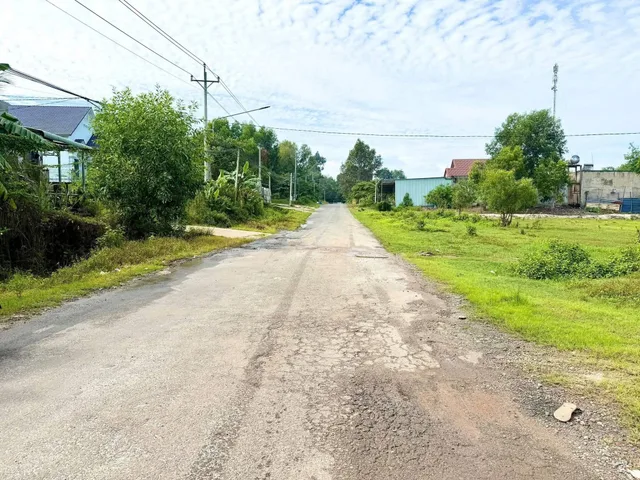 Bán đất 2.700m² 290 triệu mặt tiền nhựa tại Thị xã Bình Long