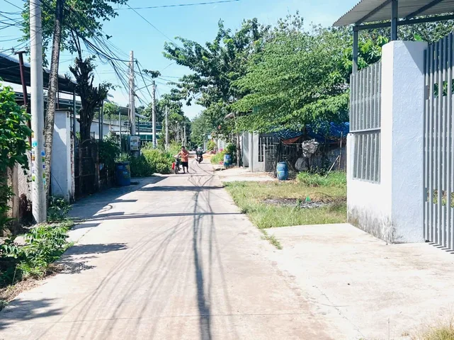 Bán đất gần khu công nghiệp Minh Hưng, dân đông tiện xây trọ