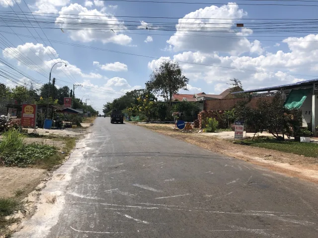 Bán 5 lô 25x50=1250m² 480 triệu quốc lộ 14 vào 500m sát chợ 0938889035
