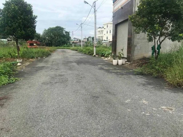 Bán 5 lô 25x50=1250m² 480 triệu quốc lộ 14 vào 500m sát chợ 0938889035