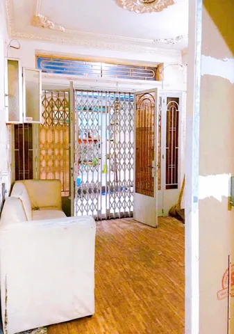 Bán nhà QUẬN 1, hẻm Bùi Viện, Thửa đất vuông vức 3.6 x 9.2 m, 3 tầng, 6.8 tỷ